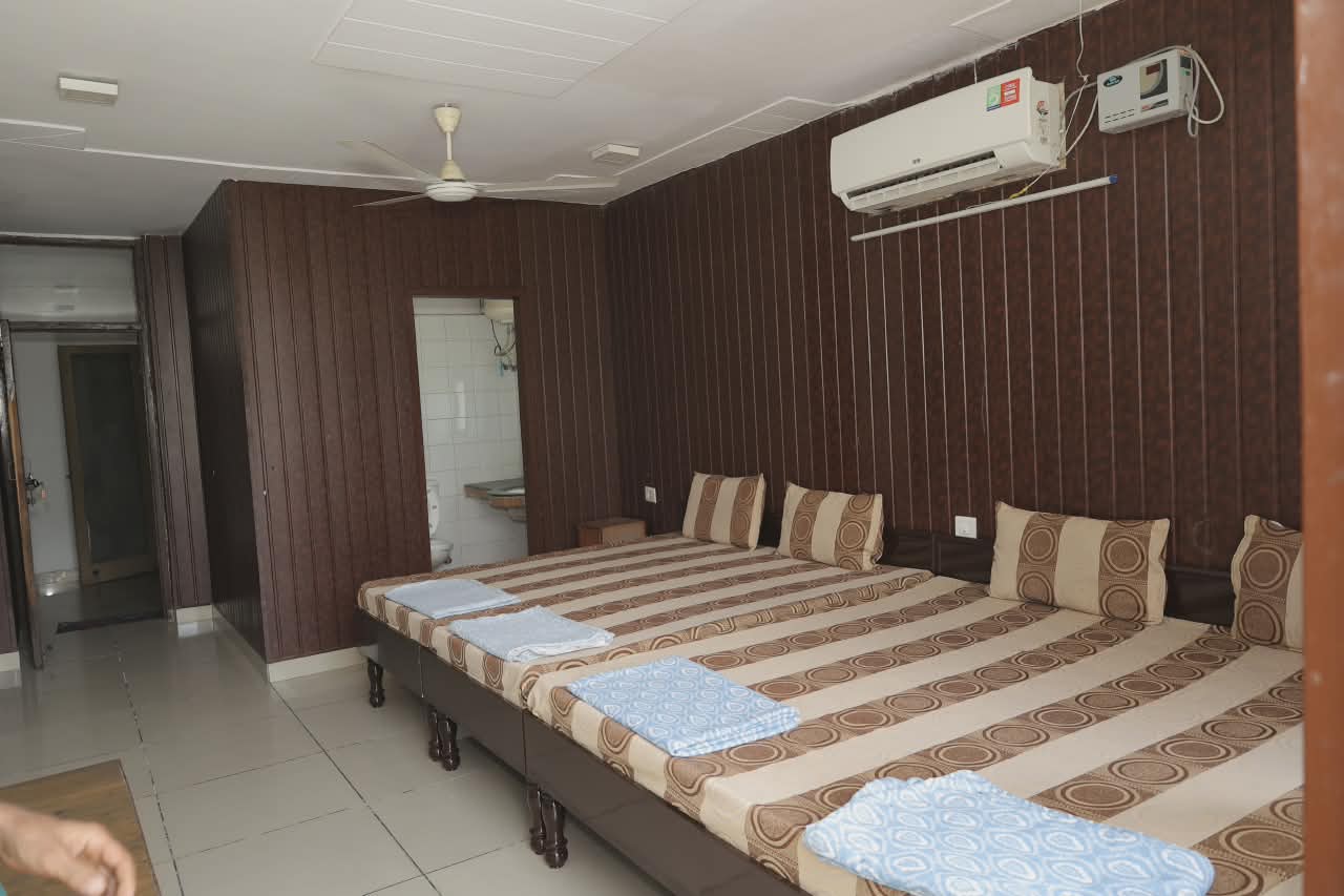 Executive Suite Bed Room