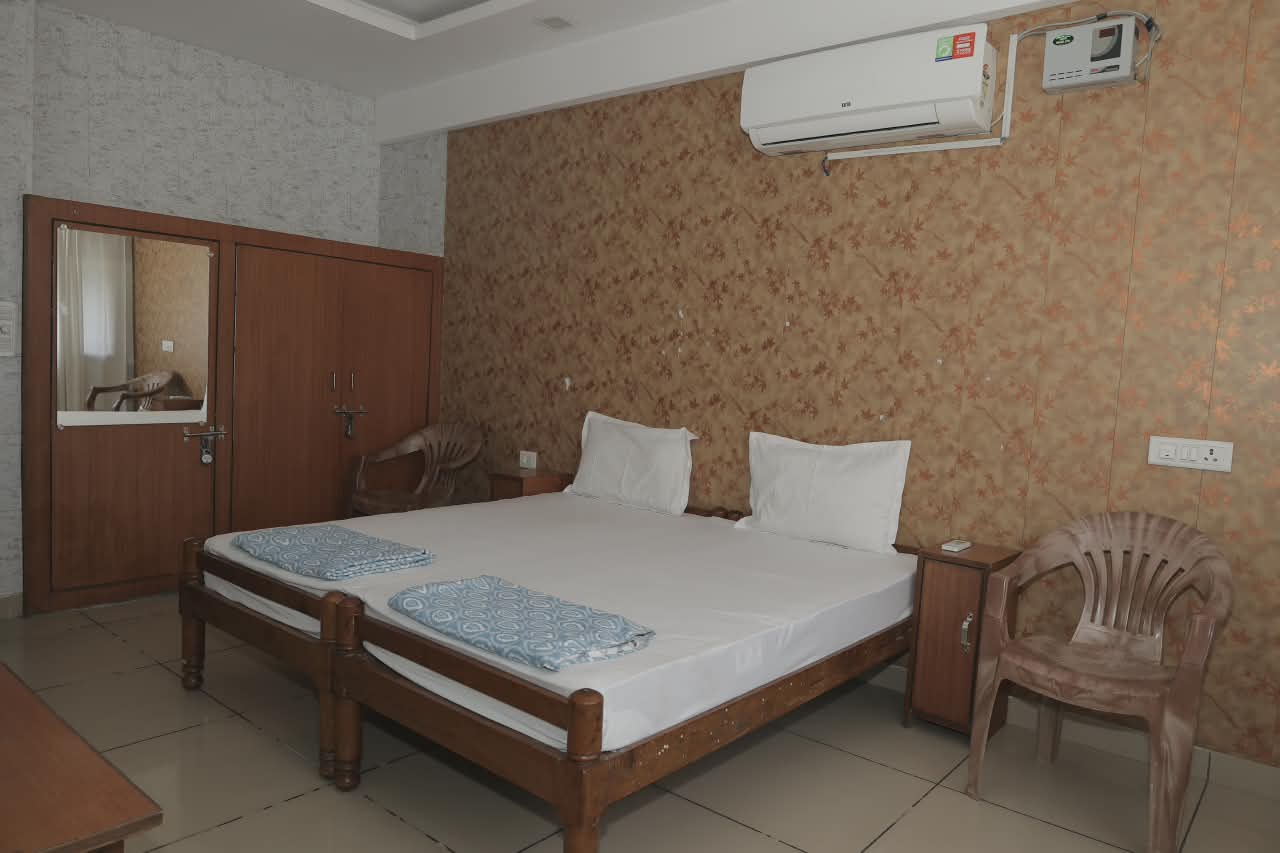 Executive Suite Bed Room