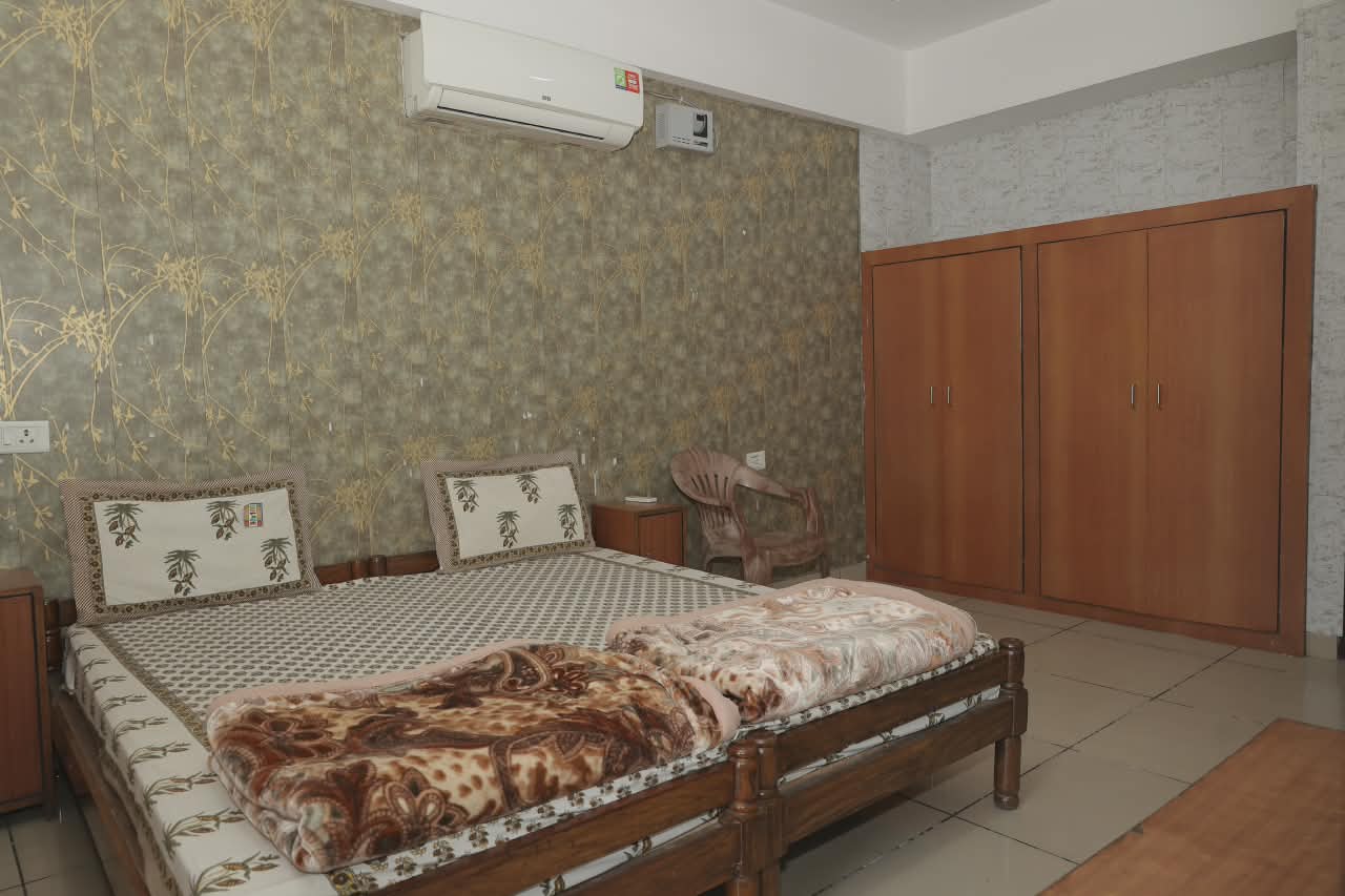 Executive Suite Bed Room