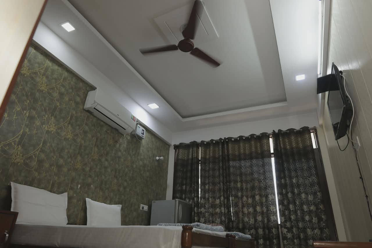 Executive Suite Bed Room