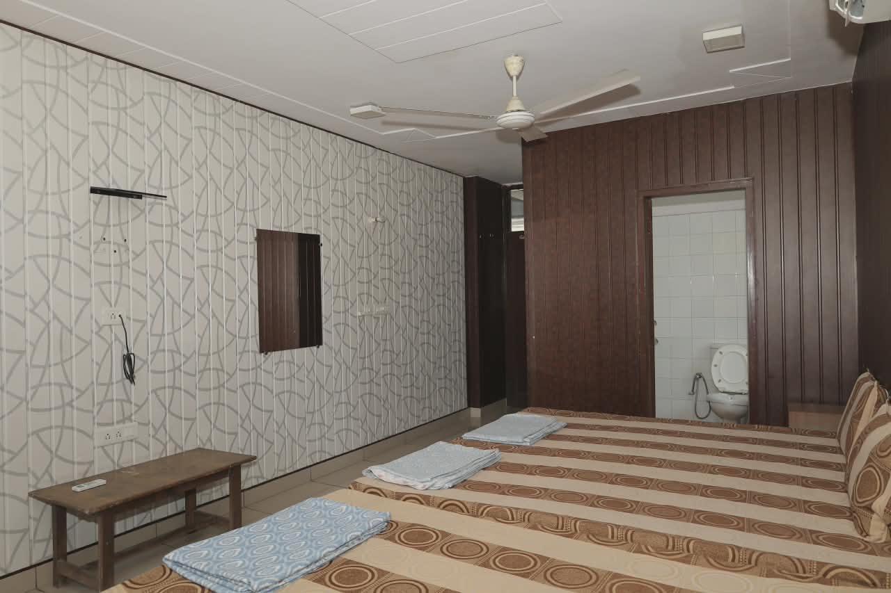 Executive Suite Bed Room
